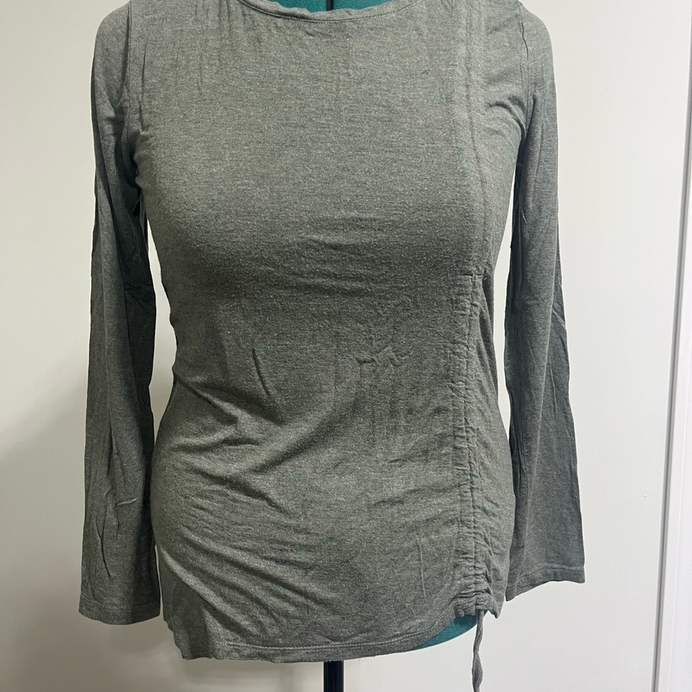 Jane and Delancey Green Long Sleeve Tee